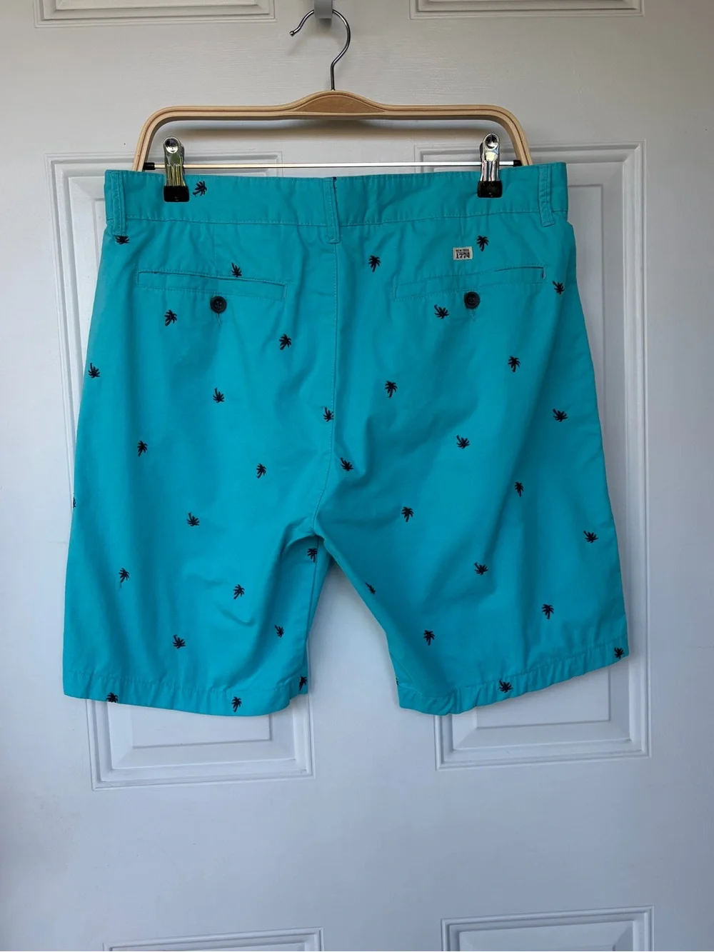 •Colours Alexander Julian• Men’s Turquoise Palm Tree Chino Shorts - Size 36 - Picture 5 of 7